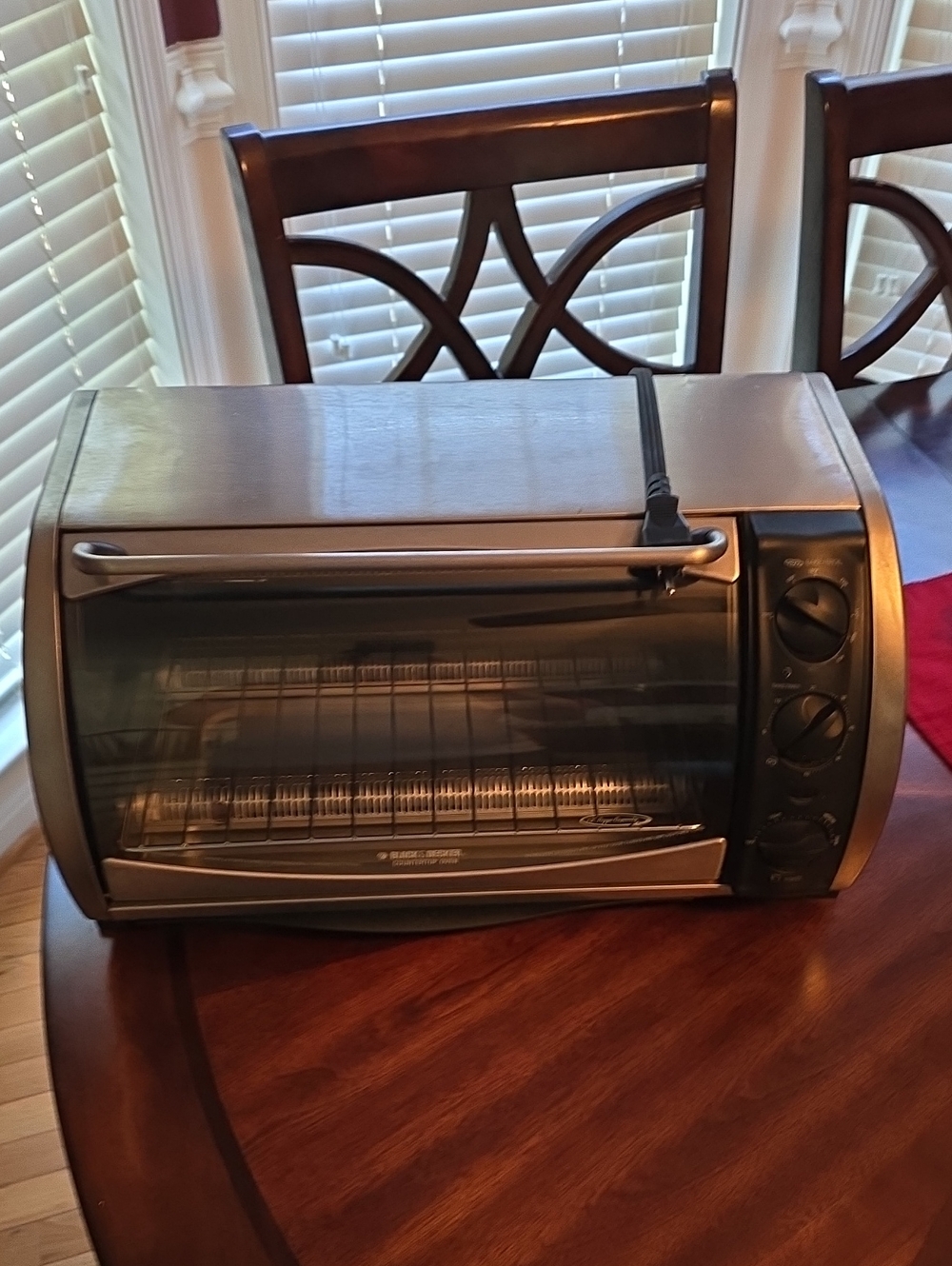 Black & Decker Stainless Steel and Black Toaster Oven